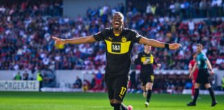  Carney Chukwuemeka wechselt fest zum BVB. (Archivbild)