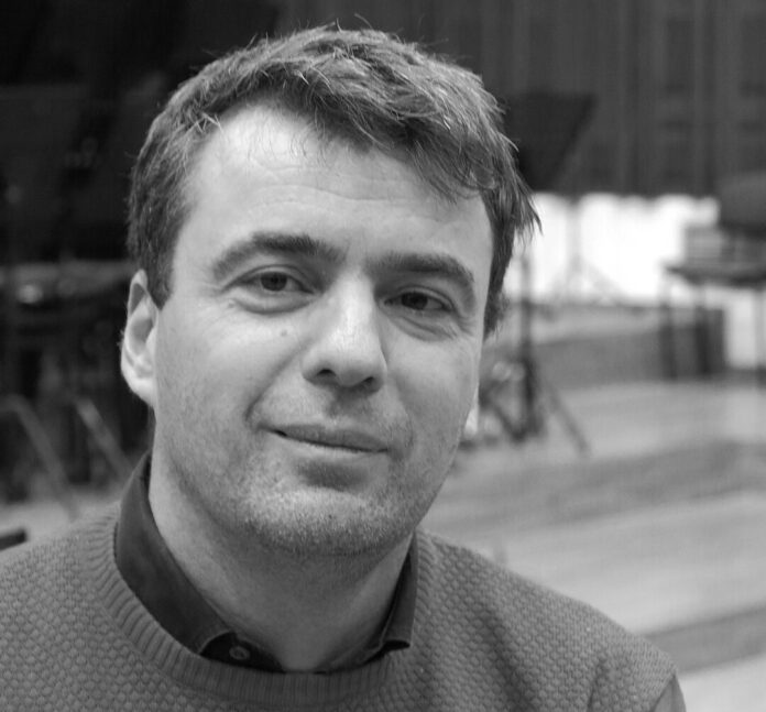 Deutscher Dirigent Gabriel Feltz Feltz war erst seit vergangenem Jahr Generalmusikdirektor in Kiel. (Archivbild)