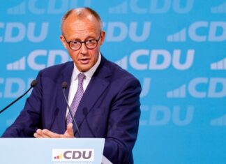 Der Kanzler bereitet die Bürgerinnen und Bürger auch auf «Einschnitte» vor.