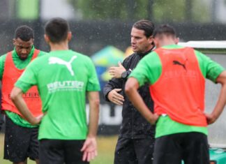 Gladbachs Trainer Seoane ist mit der Vorbereitung zufrieden. (Foto Archiv)
