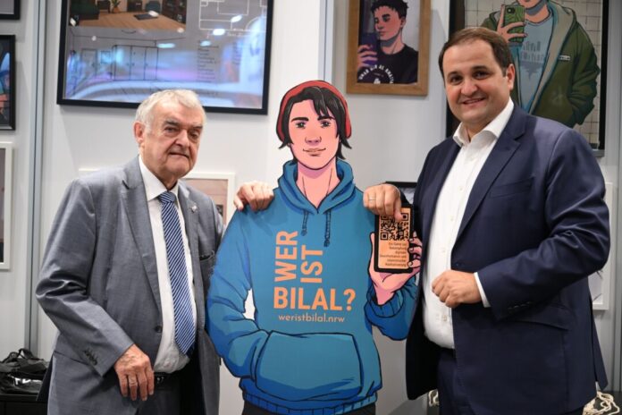 Die NRW-Minister Reul (links) und Liminski hoffen auf eine große Reichweite des Anti-Islamismus-Games «Wer ist Bilal?»