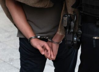 Nach dem Tod eines Mannes in Lünen im Kreis Unna steht die Lebensgefährtin des 60-Jährigen unter Verdacht, ihren Partner umgebracht zu haben. (Symbolbild)