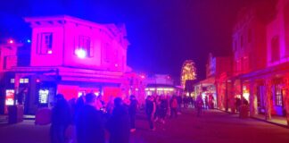 Einen Ausflug in den Movie Park Germany organisiert das Kinder- und Jugendhaus in den Ferien. Foto: Volkmann