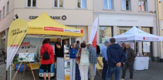 Am 23. September klären Experten am Infostand am Markt wieder über Photovoltaik und Steckersolarmodule auf. Foto: Stadt Ratingen