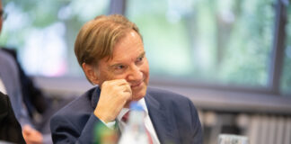 Wolfgang Kleinebrink wurde gewürdigt als "herausragender Lehrer und Vordenker". Foto: VBU