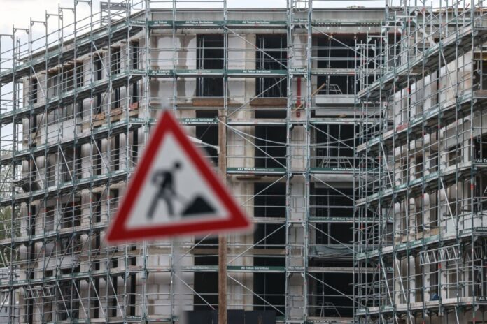 Der Immobilienmarkt in Nordrhein-Westfalen erholt sich langsam. (Symbolbild)