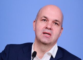 DIW-Chef Fratzscher sieht in den Zugewinnen der AfD eine Gefahr für den Wirtschaftsstandort. (Archivbild)