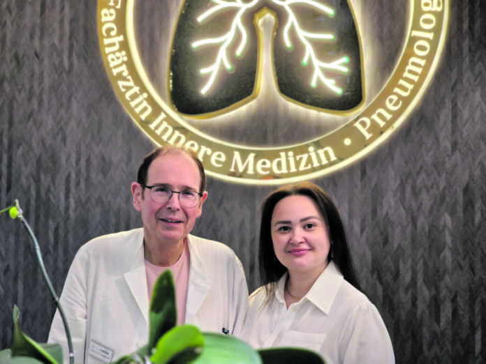 Die Mediziner Dr. Claudia-Ionela Rachiteanu und Dr. Lothar Frentzen.Foto: Alexander Heinz