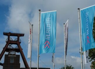 Mehrere der Lesungen finden auf dem Gelände der Zeche Zollverein in Essen statt. (Archivbild)