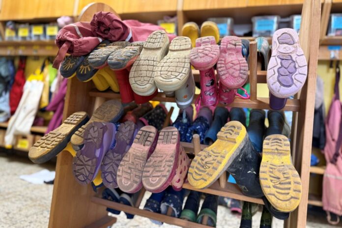 Viele Kitas haben eine sehr dünne Personaldecke, sie suchen händeringend Fachkräfte. (Symbolfoto)