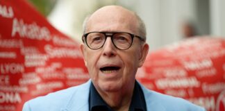 Reiner Calmund prägte bei dem Fußball-Erstligisten Bayer Leverkusen eine erfolgreiche Ära. (Archivbild)