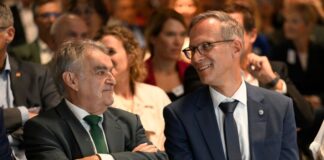Trotz mehrmals erhöhter Einstellungszahlen komme zu wenig Nachwuchs in den Polizeibehörden vor Ort an, sagte der neue GdP-Landeschef Patrick Schlüter.