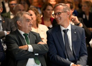 Trotz mehrmals erhöhter Einstellungszahlen komme zu wenig Nachwuchs in den Polizeibehörden vor Ort an, sagte der neue GdP-Landeschef Patrick Schlüter.