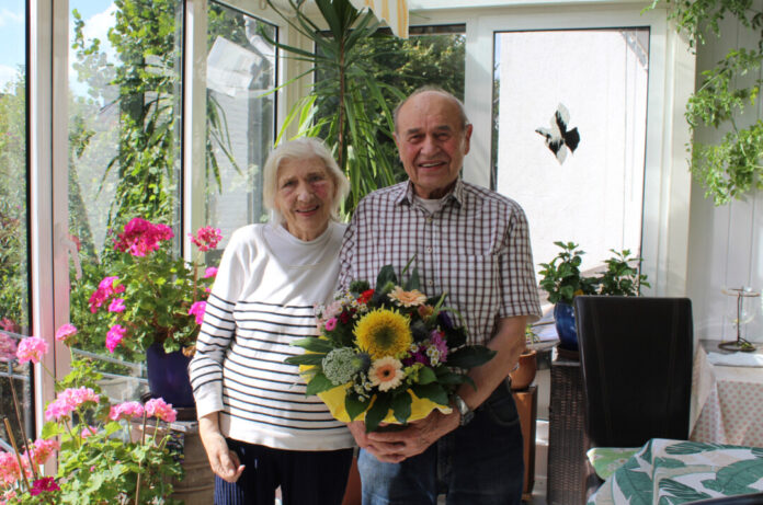 Marlies und Waldemar Hintz feierten ihren 65. Hochzeitstag. Foto: Stadt Erkrath