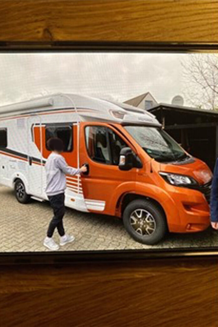 Das Wohnmobil der Marke Weinsberg wurde entwendet. Die Polizei bittet um Hinweise. Foto: Polizei