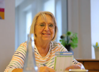 Veronika Giersbach hat mitgespielt - und der 82-Jährigen hat der besondere Nachmittag gut gefallen. Foto: Volkmann