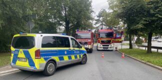 Kräfte von Polizei und Feuerwehr waren im Einsatz. Foto: Feuerwehr Velbert
