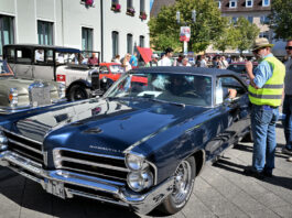 Heiligenhaus: Oldtimertreffen und verkaufsoffener Sonntag