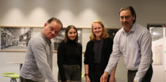 Michael Kanther und Selina Oral, beide Stadtarchiv Duisburg, Jacqueline Muhlack, Wissenschaftliche Volontärin Stadtarchiv Mettmann, Marinko Betker, Stadtarchivar Mettmann. Foto: Kreisstadt Mettmann