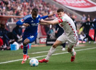 Pape Meïssa Ba (l) wechselt nach Polen