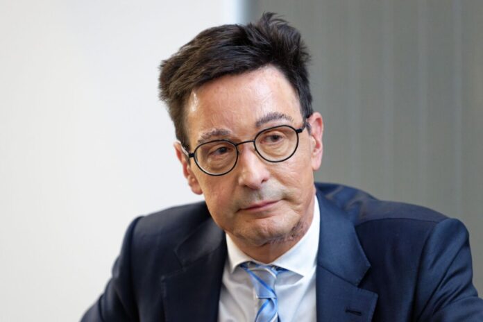 Bernhard Günther wurde Opfer eines Säure-Anschlags. (Archivbild)