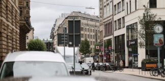 Unter anderem in Hamburg werden Objekte durchsucht.