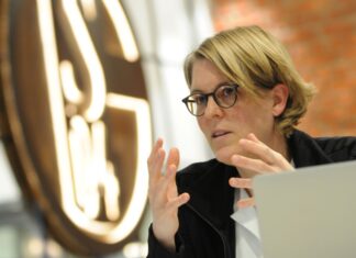 Christina Rühl-Hamers ist in Schalkes Vorstand für die Finanzen zuständig.