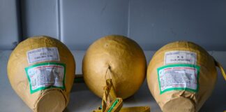 Durch eine illegal verkaufte Kugelbombe ist ein 24-Jähriger getötet worden. (Symbolbild)