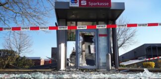Der Fahrer eines Fluchtwagens von Geldautomatensprengern soll lange in Haft. (Archivbild)