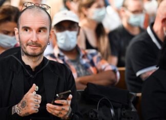 Einer der auffälligen Kandidaten in der NRW-Kommunalwahl: Mark Benecke alias «Dr. Made». (Archivbild)