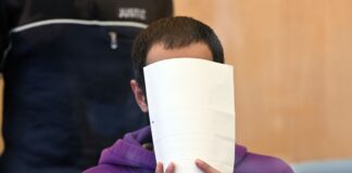 Urteil gegen mutmaßliche IS-Terroristen erwartet. (Archivbild)
