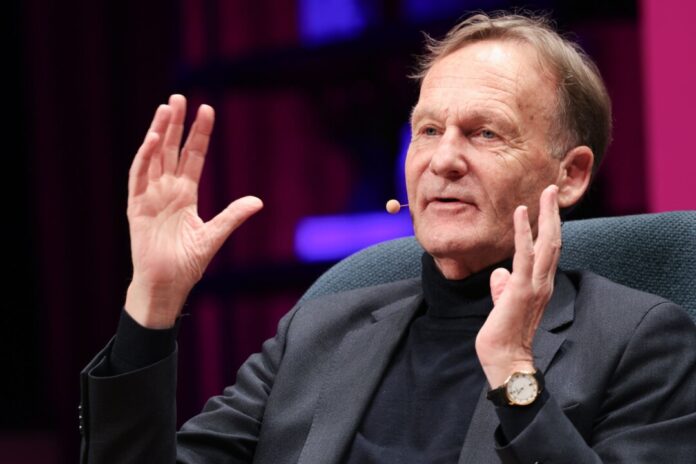 Hans-Joachim Watzke Hans-Joachim Watzke fordert eine Gehaltsobergrenze für den Profifußball.