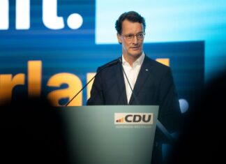 Ministerpräsident Wüst sagt, das AfD-Ergebnis müsse «zu denken geben». (Archivbild) 