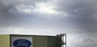 Die Perspektiven der Kölner Ford-Werke sind düster.
