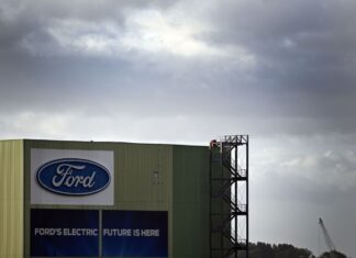 Die Perspektiven der Kölner Ford-Werke sind düster.