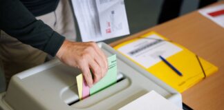 Im Münsterland gab es zeitweise Probleme bei der Darstellung von Wahlergebnissen im Internet. Die Polizei fand aber keinen Hinweis auf einen Cyberangriff.