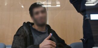 Issa al Hasan hatte bereits zu Prozessbeginn gestanden, den Messerangriff begangen zu haben. 