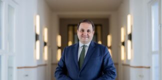 Minister Nathanael Liminski (CDU) rückt in den Landtag nach (Archivfoto)