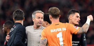 Kasper Hjulmand freut sich über ein gelungenes Debüt bei Bayer Leverkusen.