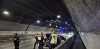 Die Ursache des schweren Auffahrunfalls in Köln wird noch ermittelt.