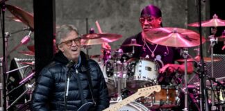 Der Musiker Eric Clapton kommt im Mai 2026 für drei Konzerte in Mannheim, Köln und München nach Deutschland. (Archivbild)