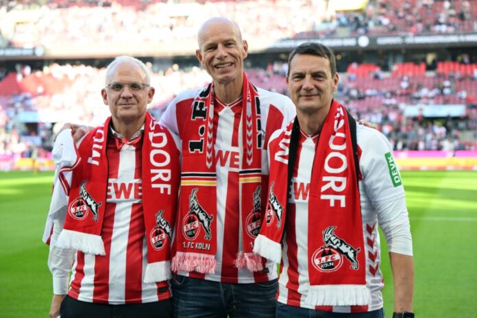 Ulf Sobek (r) will sich komplett auf den 1. FC Köln konzentrieren. (Archivbild)