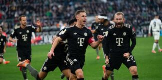 Bayern treffen spät zum Sieg nach großem Gladbacher Kampf Josuha Kimmich (M) brachte den FC Bayern in Führung.