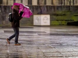 Stürmisches Wetter erwartet – Bahn warnt vor Einschränkungen Der Deutsche Wetterdienst sagt für heute Sturm und Regen voraus.