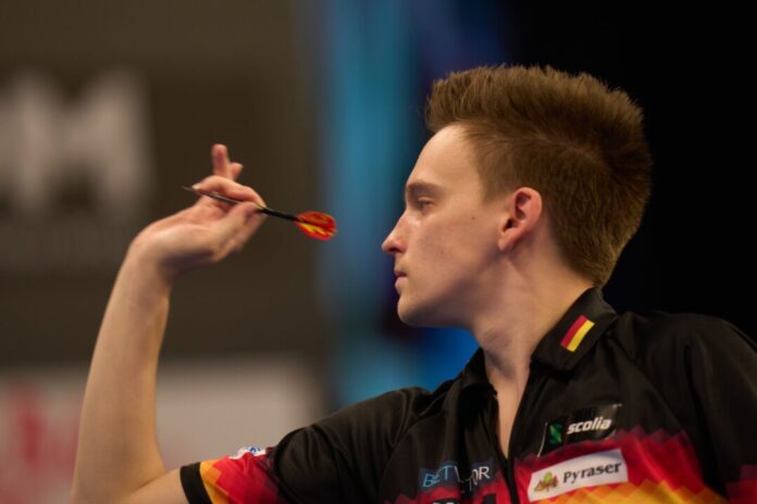 Halbfinale der Darts Team WM Ricardo Pietreczko ist eine Runde weiter. (Archivbild)