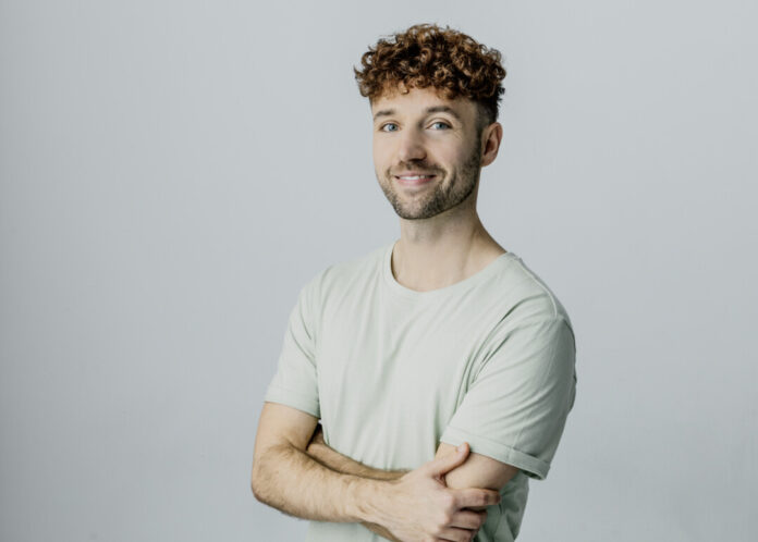 Dominik Gaida liest aus seinem neuen Buch vor. Foto: Fotofabrik München