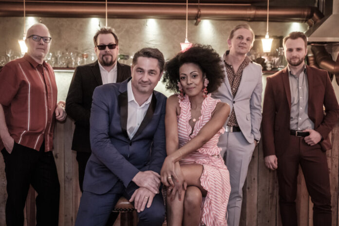 Bonita and The Blues Shacks sorgen für einen energievollen Blues-Abend in West. Foto: Felix Engel