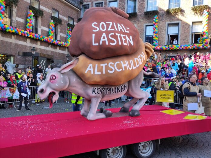 Eselwagen am Düsseldorfer Rathaus