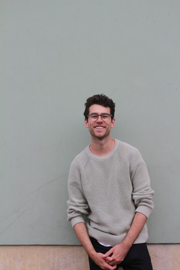 Foto Alexander Seidl So sieht er aus, immer gut gelaunt und positiv eingestellt, der Künstler Alexander Seidl, Foto: Alexander Seidl