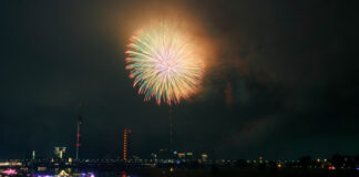 Den Abschluss bildet auch im kommenden Jahr ein Feuerwerk. Foto: Dlive/Richard Salomon